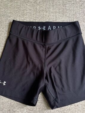 Under Armour Black Women's Bike/Compression Shorts